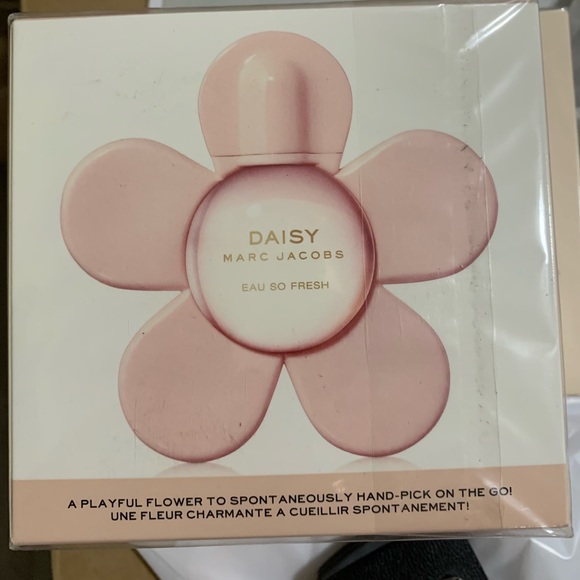 👀 RARE size package Marc Jacobs daisy eau so fresh 20ml on the go-new - Picture 2 of 3